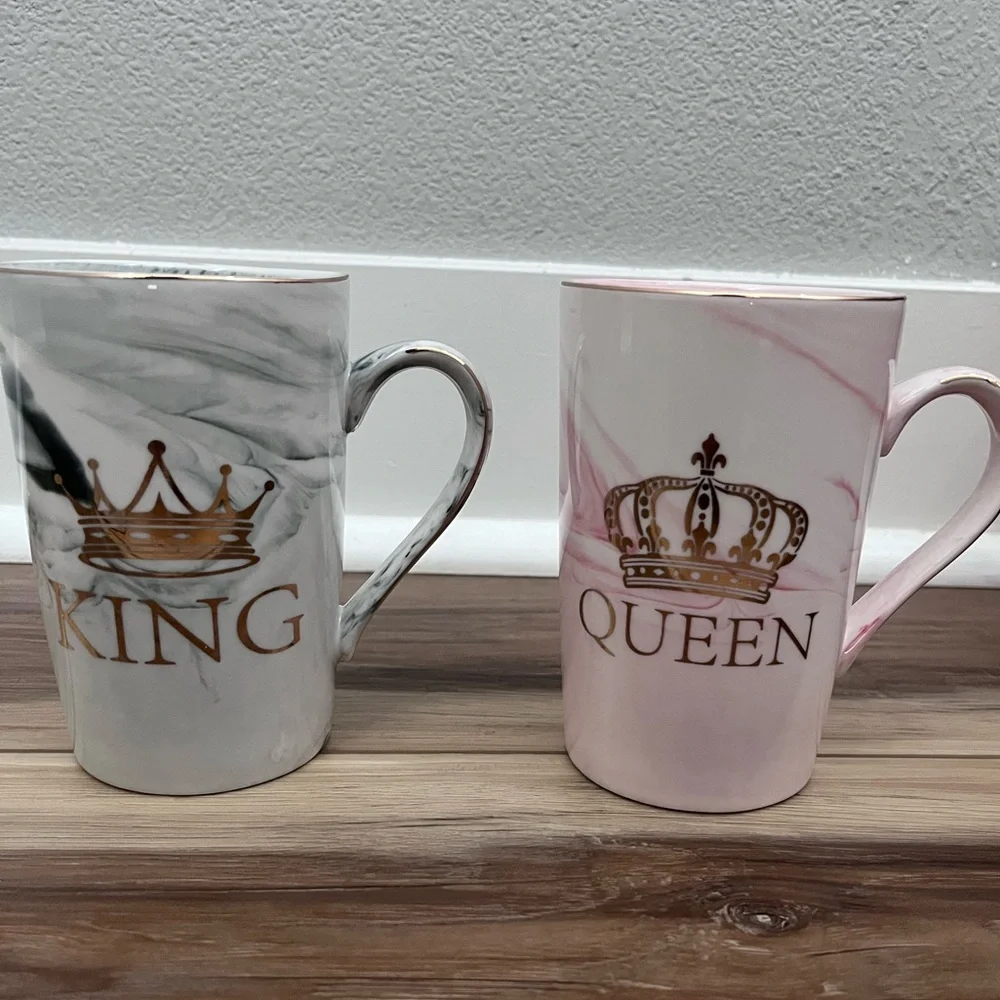 King and Queen Mug Set with Coasters and Spoons (Brand New) 👑